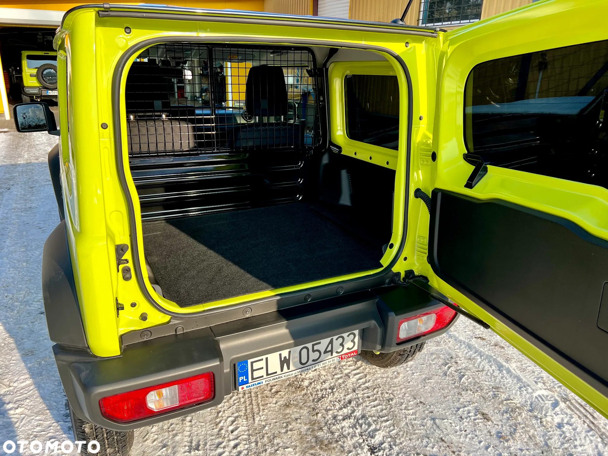 Suzuki Jimny - 11