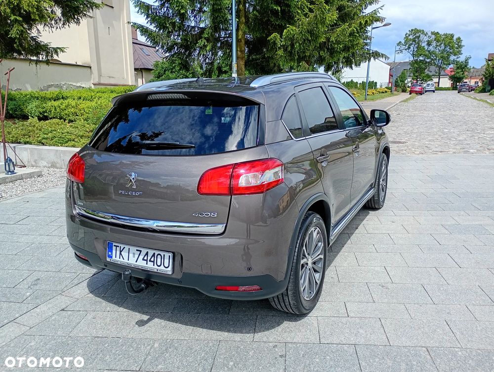 Peugeot 4008 - 13