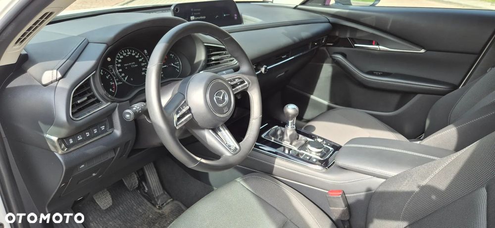 Mazda CX-30 2.0 mHEV Hikari 2WD - 11