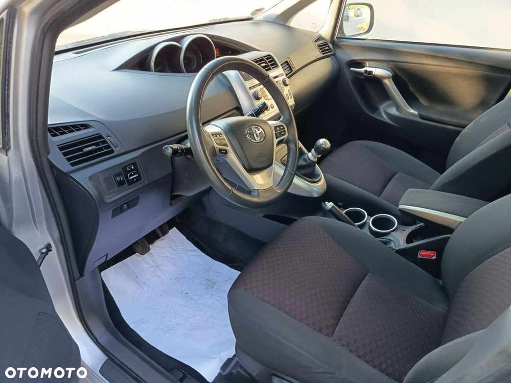 Toyota Verso - 6