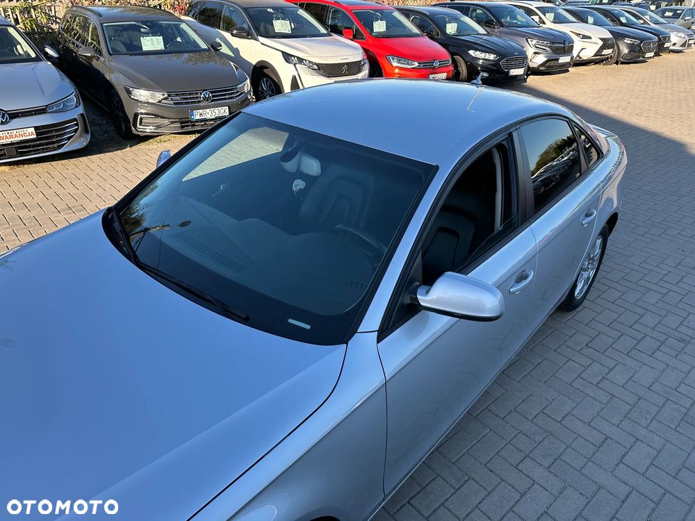 Audi A4 Limousine - 33