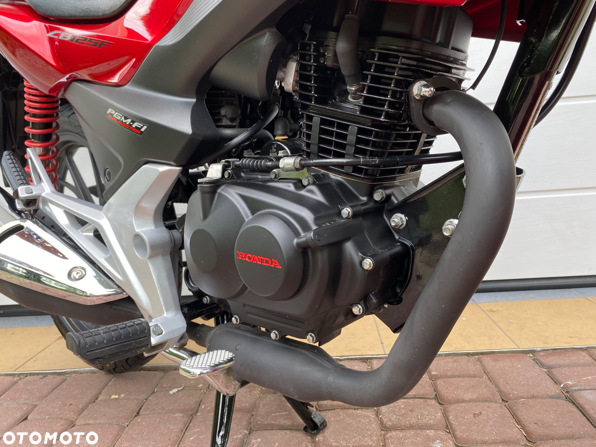Honda CBF - 17