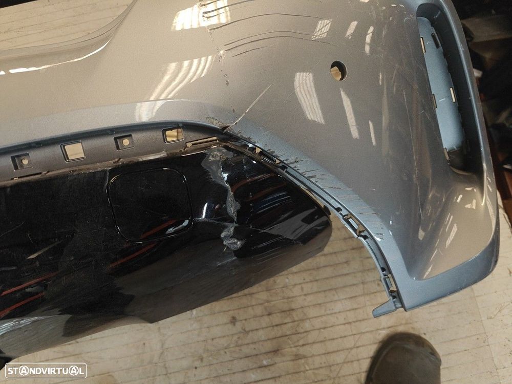 Parachoques Trás / Para Choques Traseiro Nu Bmw 1 (F40)  51128070949 / - 5