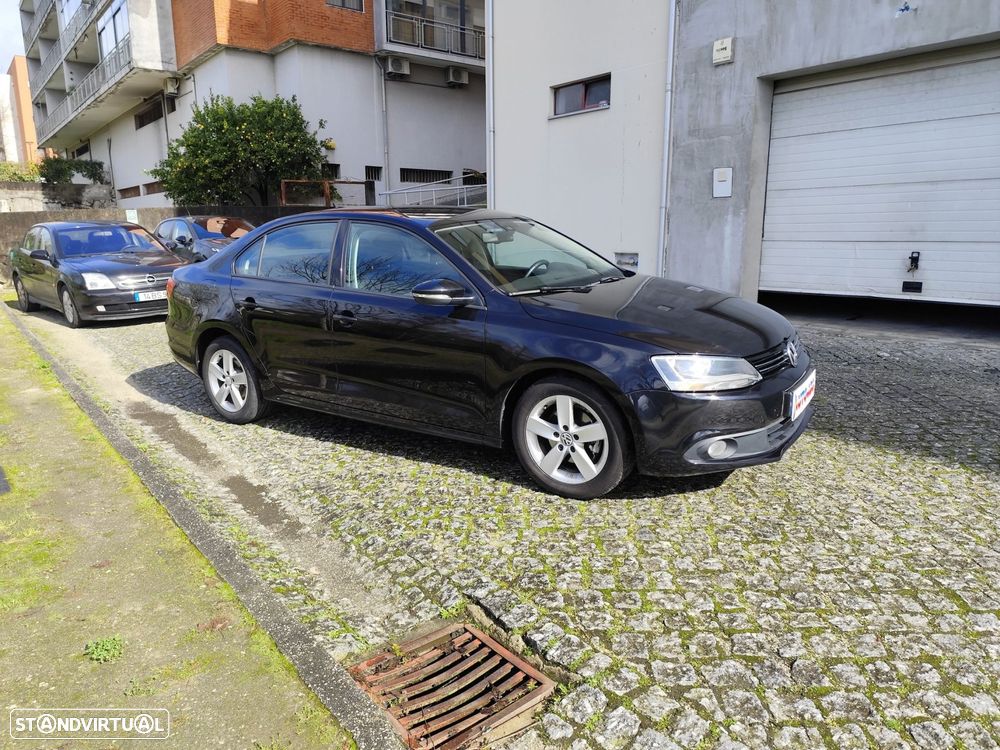 VW Jetta 1.6 TDi Trendline - 11