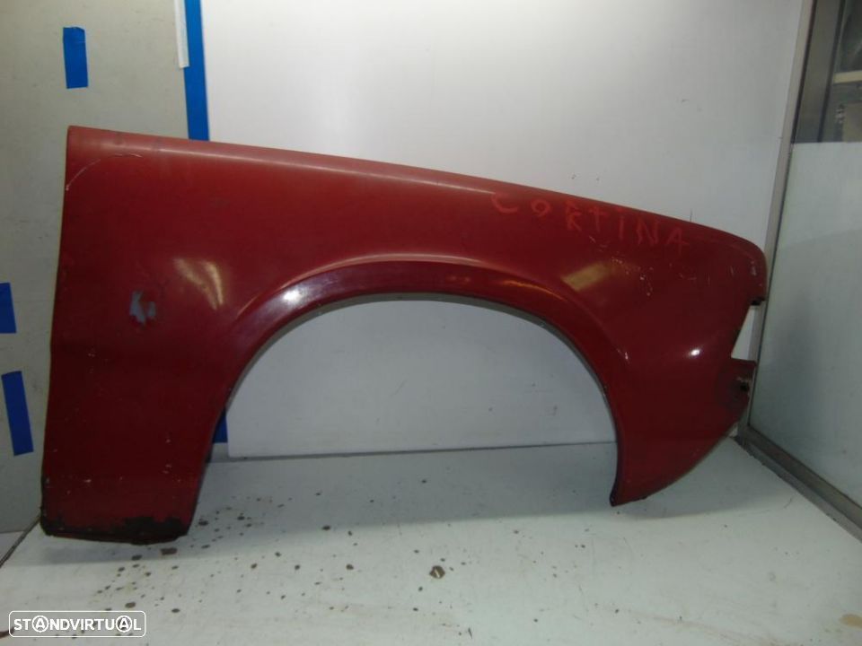Ford Cortina MK3 guarda-lamas - 1