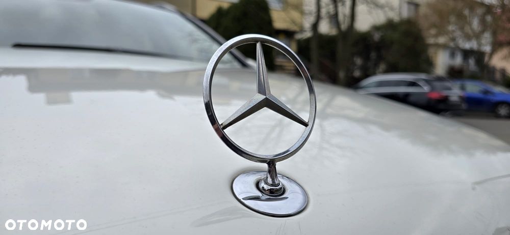 Mercedes-Benz Klasa C 250 CDI BlueEff Elegance 4-Matic - 29