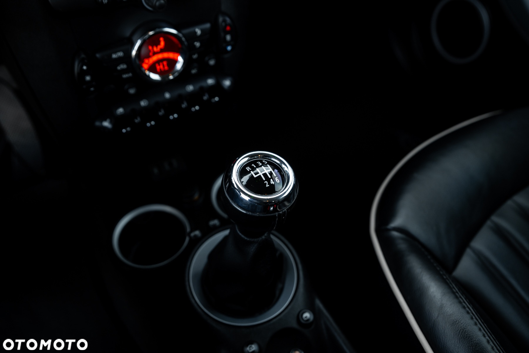 MINI Cooper Standard - 22