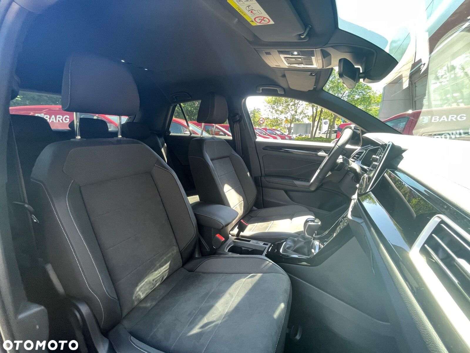 Volkswagen T-Roc 1.5 TSI R-Line Plus DSG - 13
