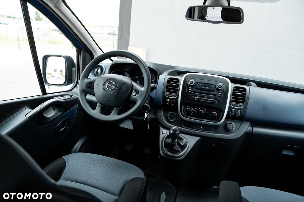 Opel Vivaro - 25