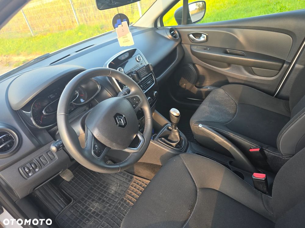 Renault Clio - 7