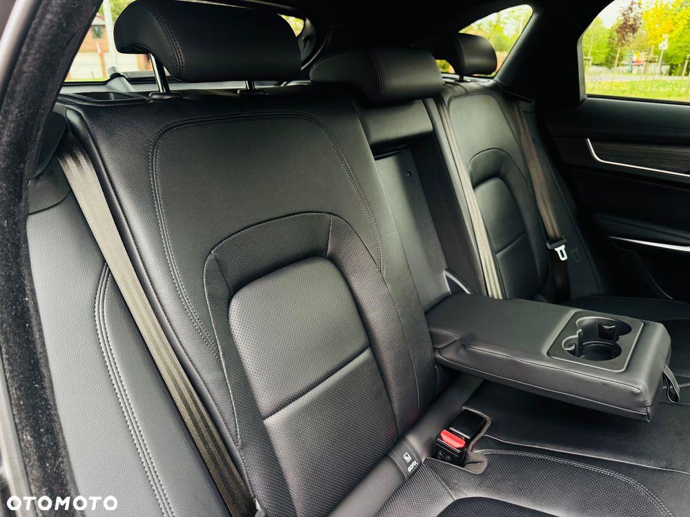 Jaguar F-Pace D200 AWD R-Dynamic HSE - 30