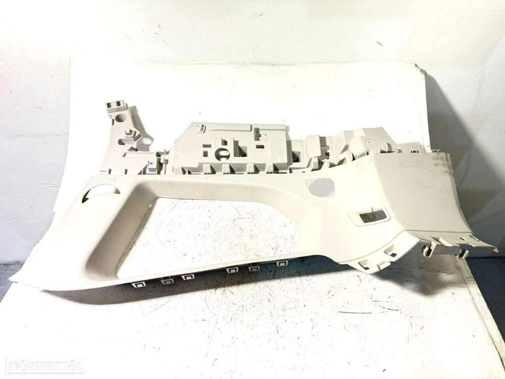 Friso do Pilar Esquerdo Trás RENAULT GRAND SCENIC IV 769352492R - 1