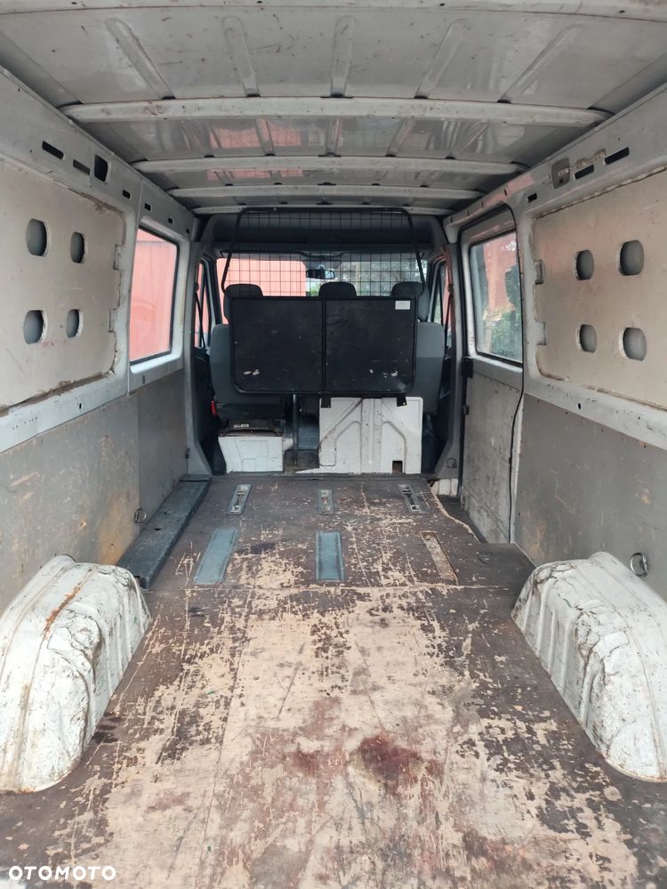 Mercedes-Benz Sprinter - 7
