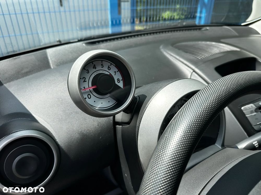 Peugeot 107 70 2-Tronic Filou - 24