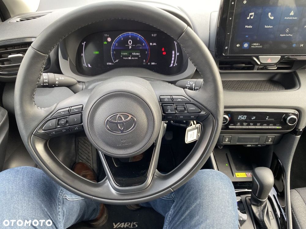 Toyota Yaris - 10