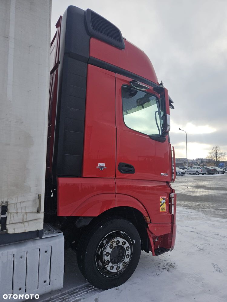 Mercedes-Benz Actros 1833 - 17