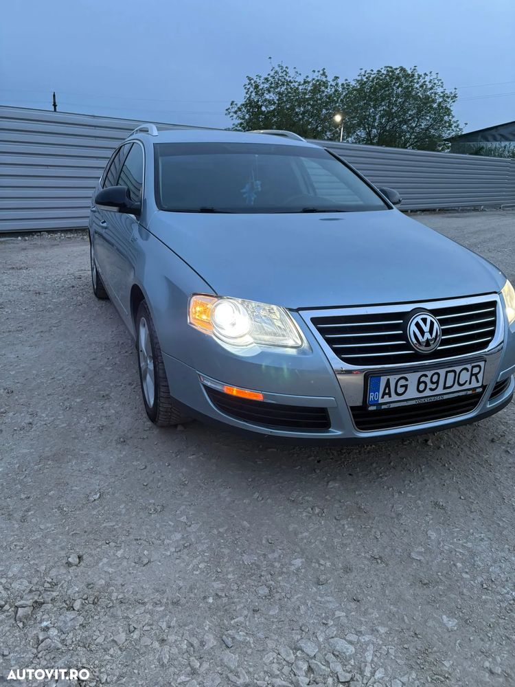 Volkswagen Passat 2.0 TDI DPF DSG Comfortline - 1