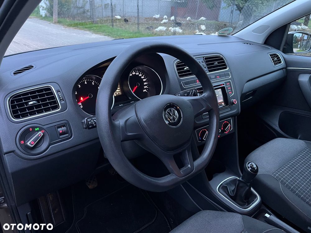 Volkswagen Polo - 7