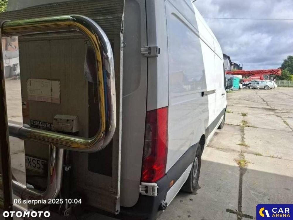 Mercedes-Benz Sprinter - 5