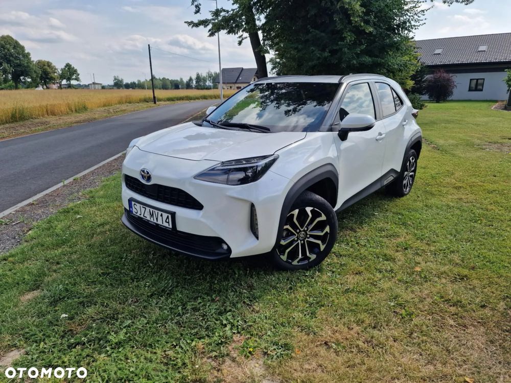Toyota Yaris Cross Hybrid 1.5 Comfort 4x4 - 1