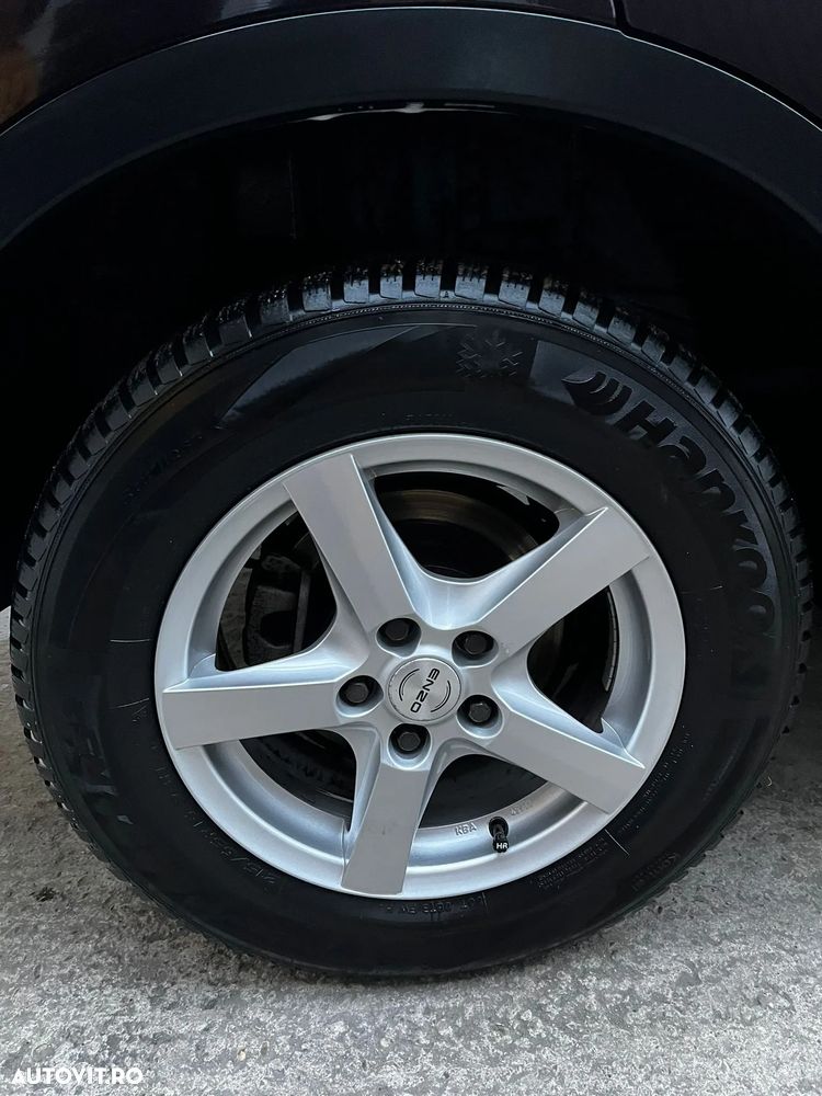 Nissan Qashqai 2.0 dCi DPF 4x4 Aut acenta - 22