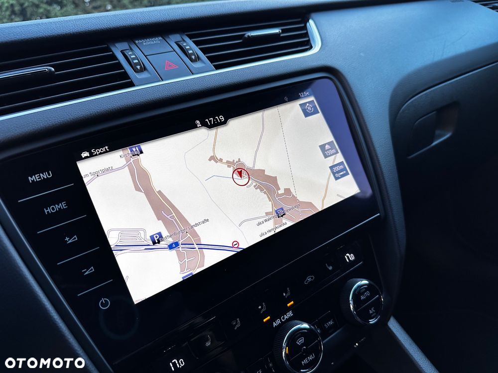 Skoda Octavia 2.0 TSI RS Challenge 245 DSG - 21