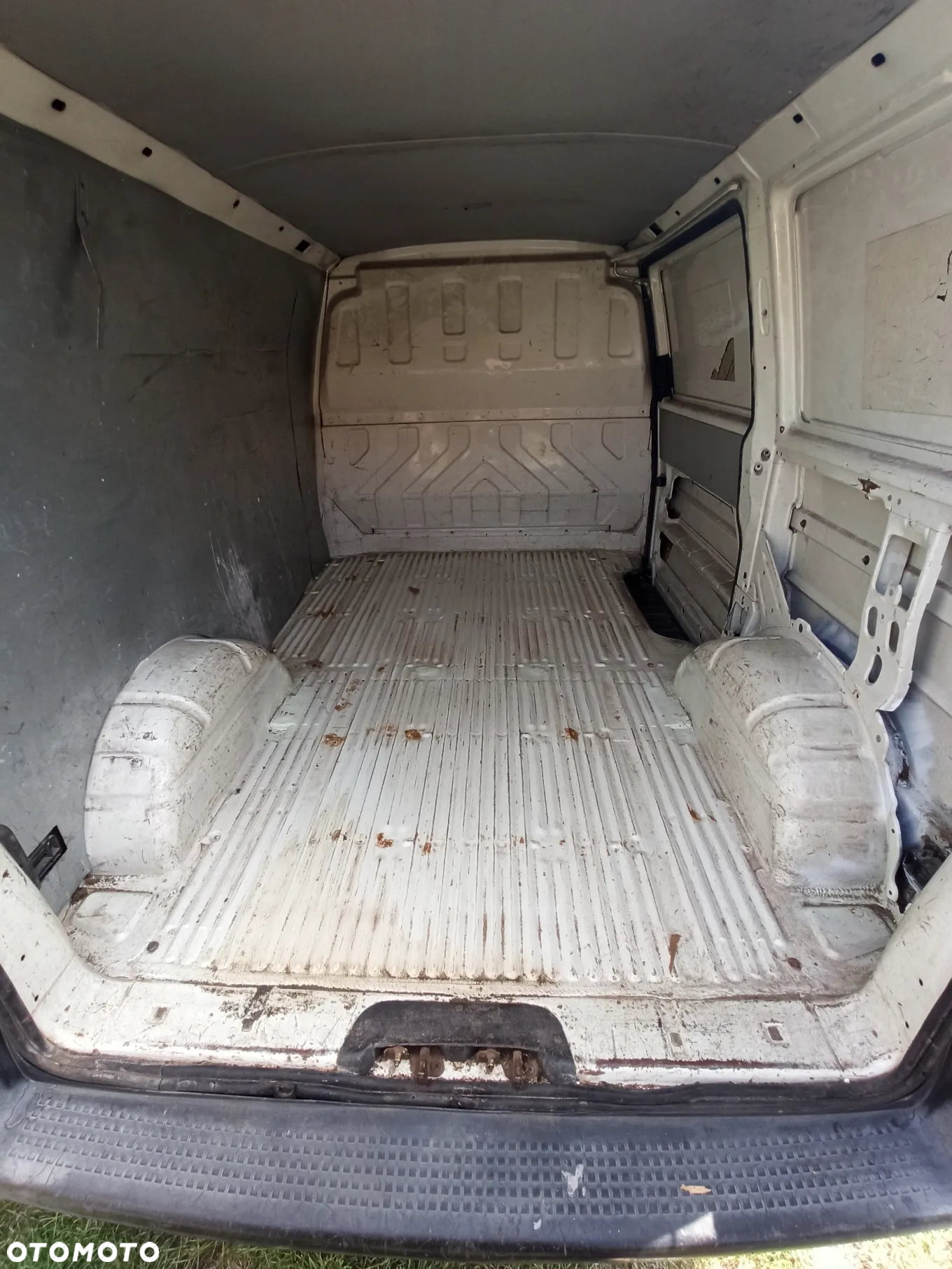 Volkswagen Transporter T4 1.9 td - 10