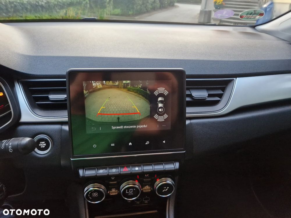Renault Captur TCe 140 GPF BUSINESS EDITION - 22
