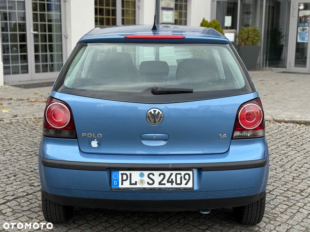 Volkswagen Polo 1.4 16V Comfortline - 13
