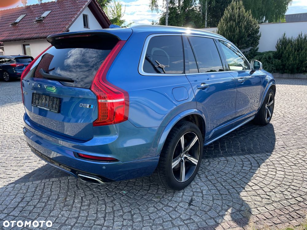 Volvo XC 90 D5 AWD Geartronic RDesign - 4