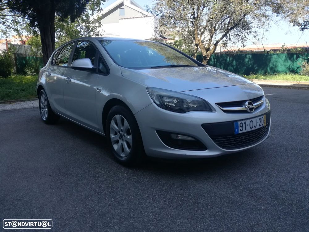 Opel Astra 1.3 CDTI Cosmo - 1