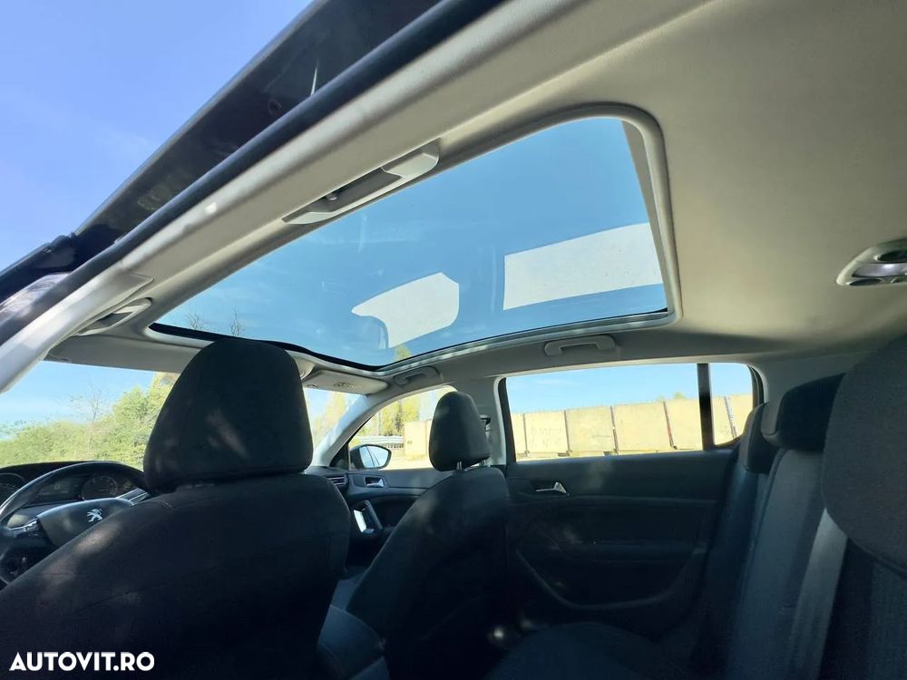 Peugeot 308 1.6 THP Access - 2