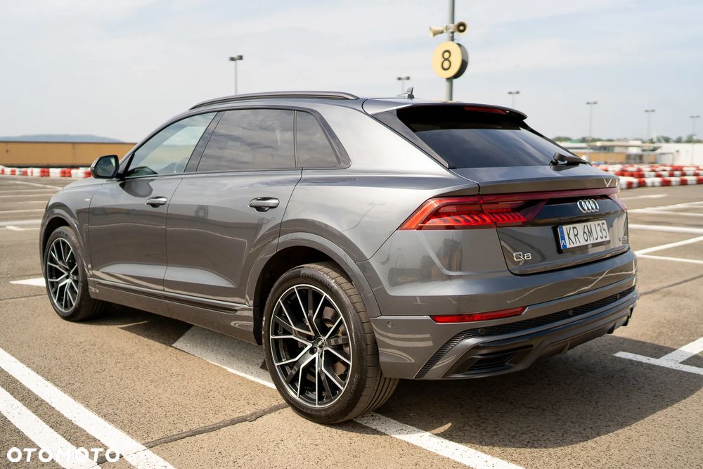 Audi Q8 50 TDI mHEV Quattro Black Edition Tiptronic - 4