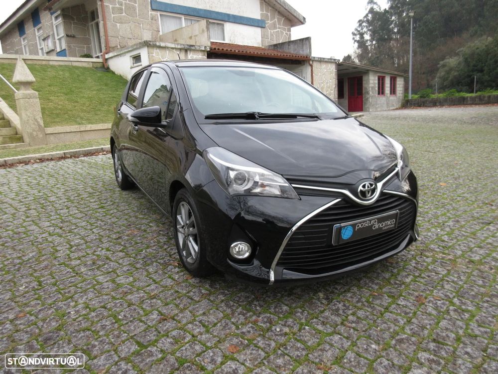 Toyota Yaris 1.4 D-4D Exclusive+P.Techno - 13