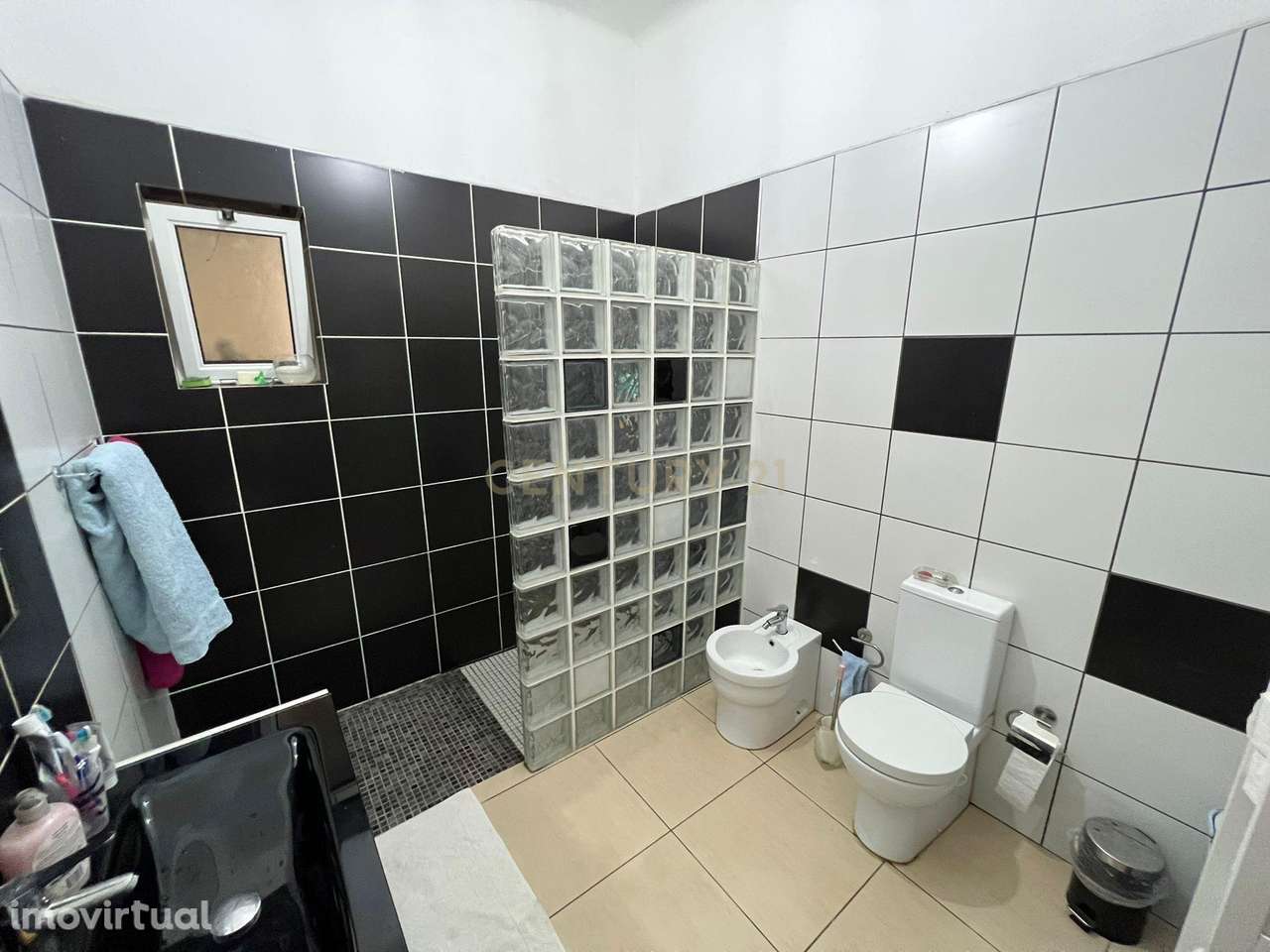 Moradia V3 com Garagem no Centro de Benafim - Loulé - Grande imagem: 5/7