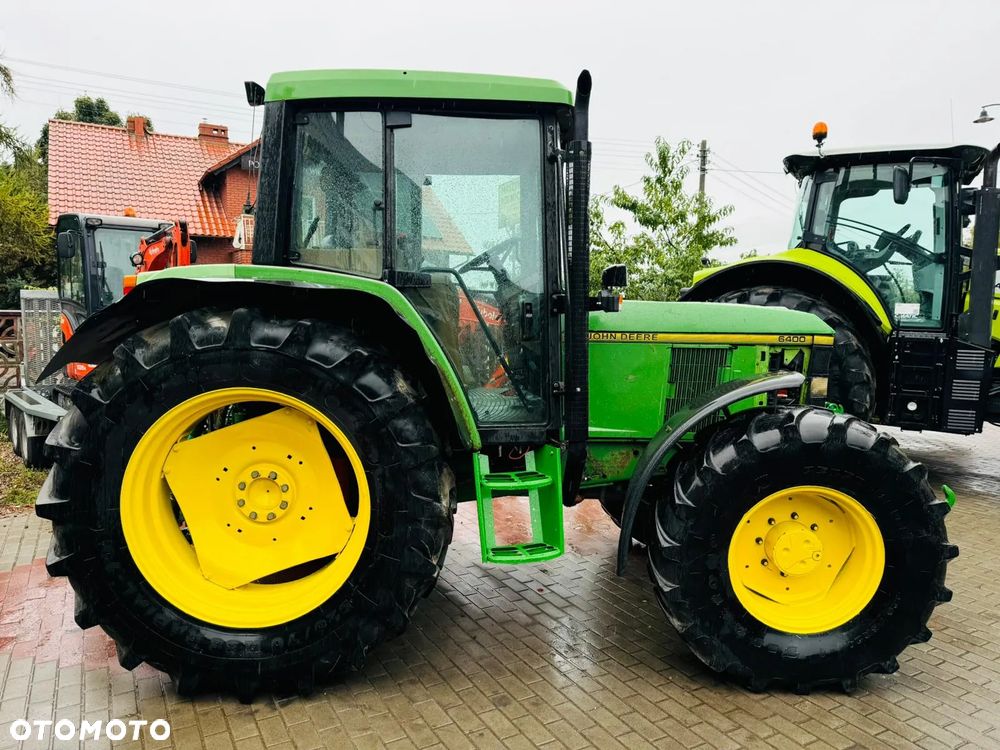 John Deere 6400 - 6