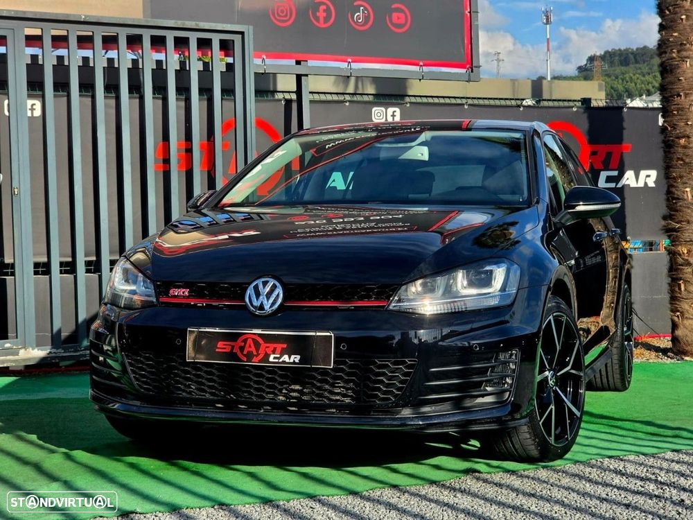 VW Golf - 28