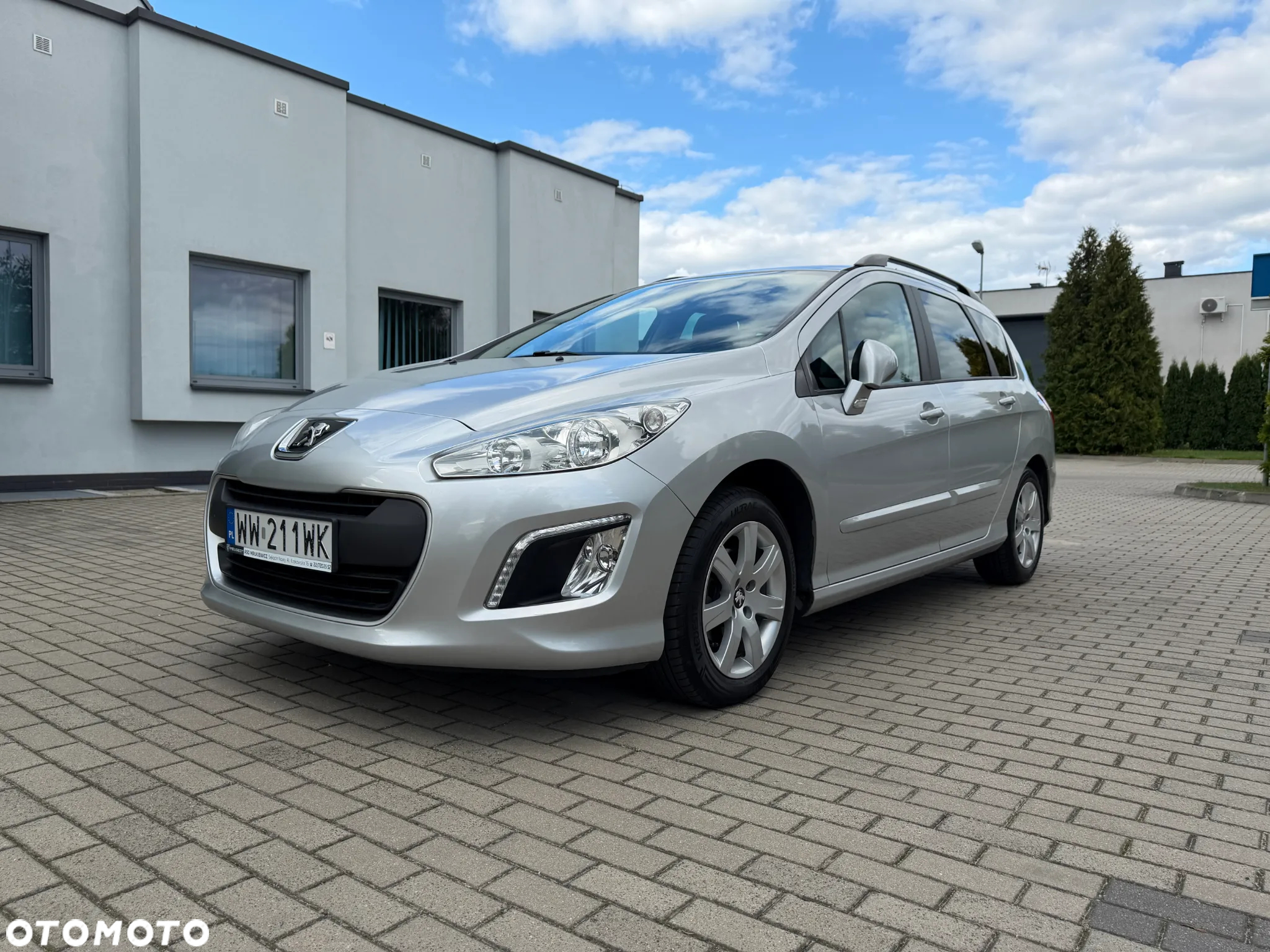 Peugeot 308 - 8