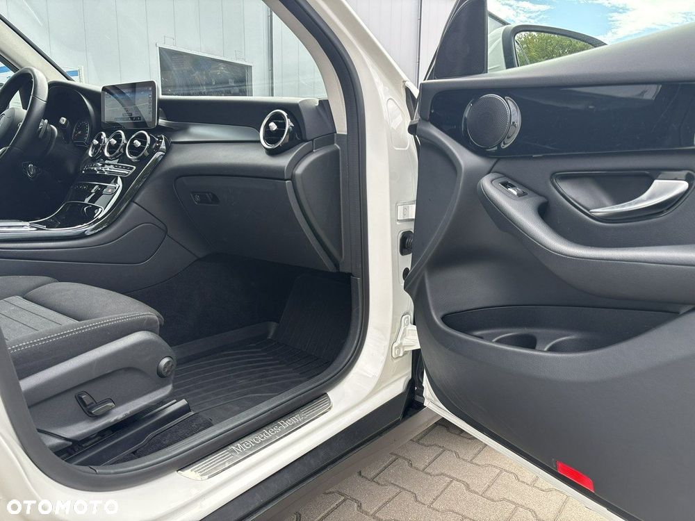 Mercedes-Benz GLC 200 d 4-Matic - 17