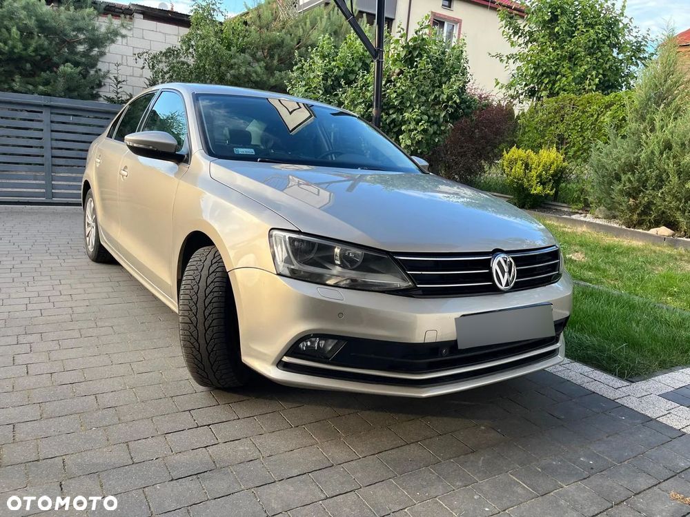 Volkswagen Jetta 2.0 TDI DPF BMT Highline - 2