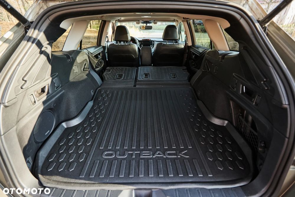 Subaru Outback - 32