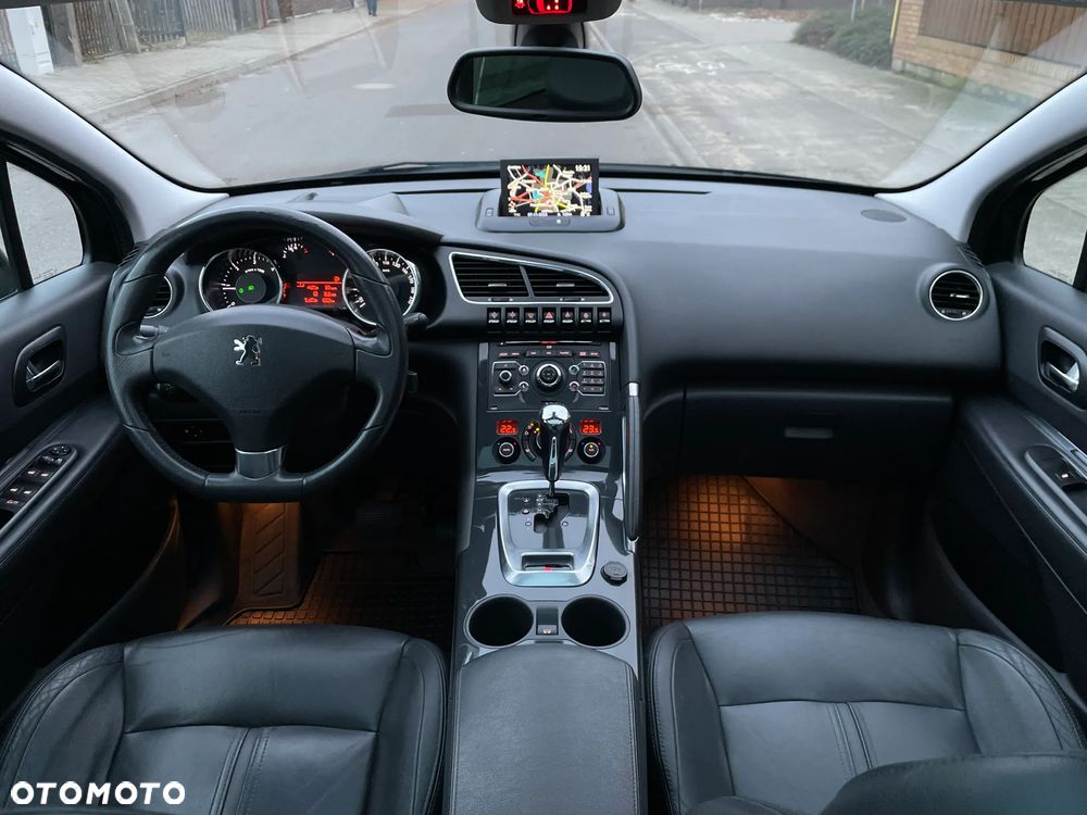 Peugeot 3008 - 13