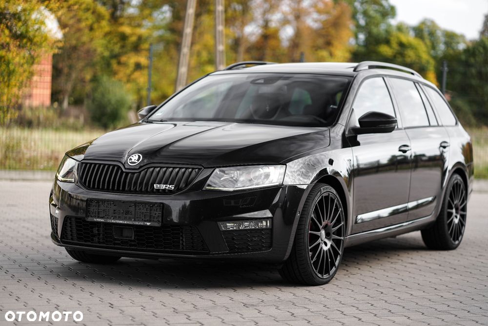 Skoda Octavia 2.0 TDI RS DSG - 2