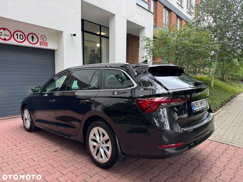 Skoda Octavia 2.0 TDI DSG Exclusive Plus - 5