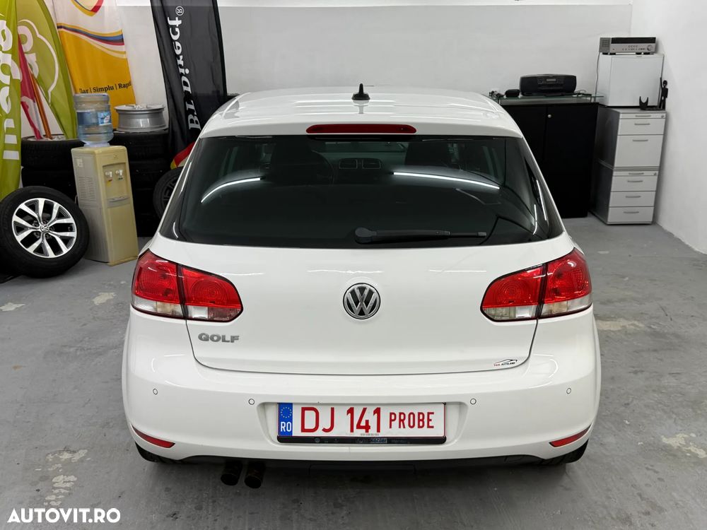 Volkswagen Golf 2.0 TDI DPF DSG Style - 13