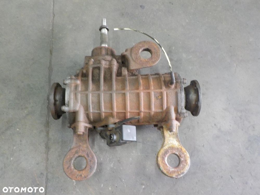 VW T4 2.4D 2.5E SYNCRO DYFER MOST TYLNY WOLNE KOŁO ABS - 1