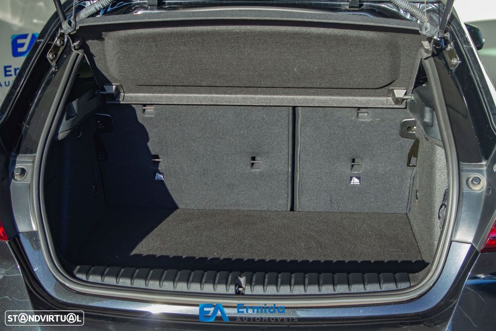 BMW 116 d Pack Desportivo M - 53