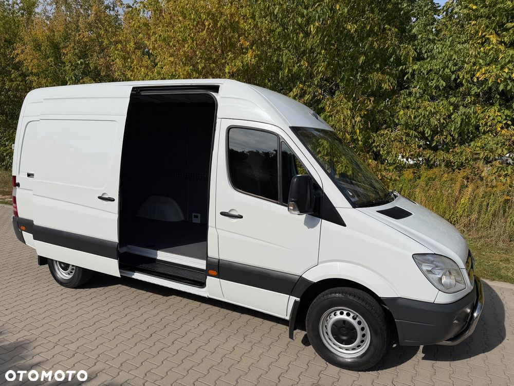 Mercedes-Benz SPRINTER - 17