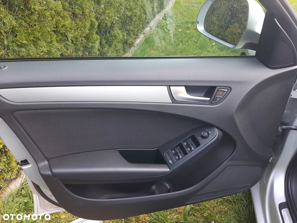 Audi A4 Avant 1.8 TFSI Ambiente - 11