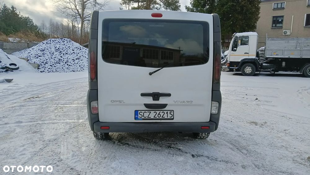 Opel Vivaro - 9